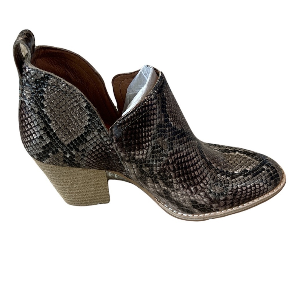 JEFFERY CAMPBELL SHARK SNAKE-EMBOSSED LEATHER ANKLE BOOT - NIB! - Picture 8 of 12